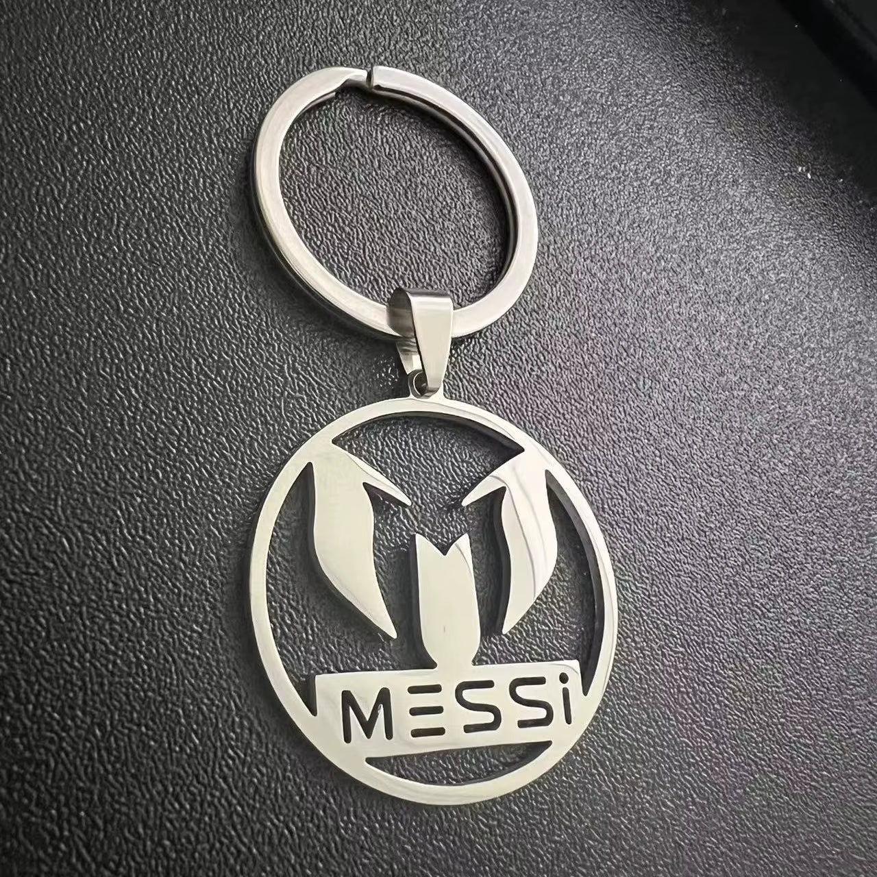 CR7 “SUI” Necklace or Keychain – Stainless Steel Ronaldo Silhouette Pendant