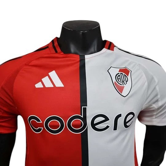 GOATkitz River Plate 2025-26 Player Version Fourth Jersey, red and white split design, Adidas logo, club crest, customizable.