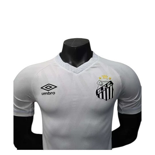 GOATkitz white Santos 2025-26 player version football jersey with customizable name and number, featuring the club crest and Umbro logo.