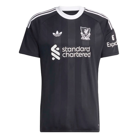 Liverpool 2025-26 Goalkeeper Black Kids Jersey + Shorts – Sizes 16–28 – Custom Name & Number, Select Badges